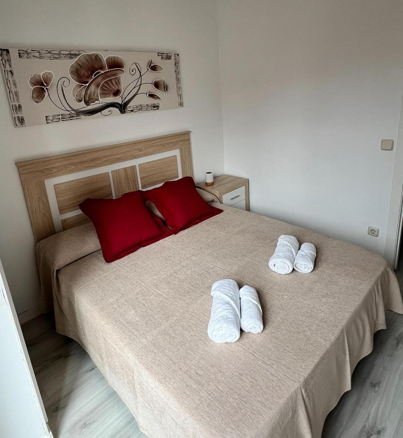 Empecinado 2 Personas Apartman Alcalá de Henares Kültér fotó