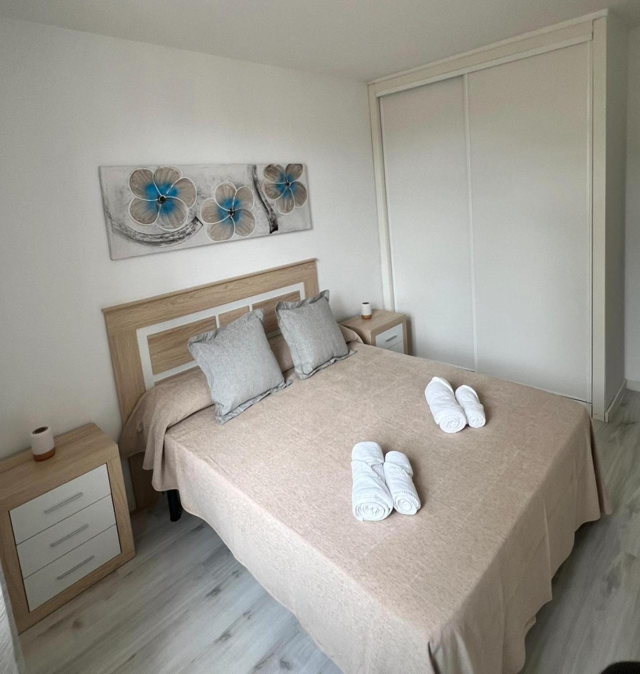 Empecinado 2 Personas Apartman Alcalá de Henares Kültér fotó